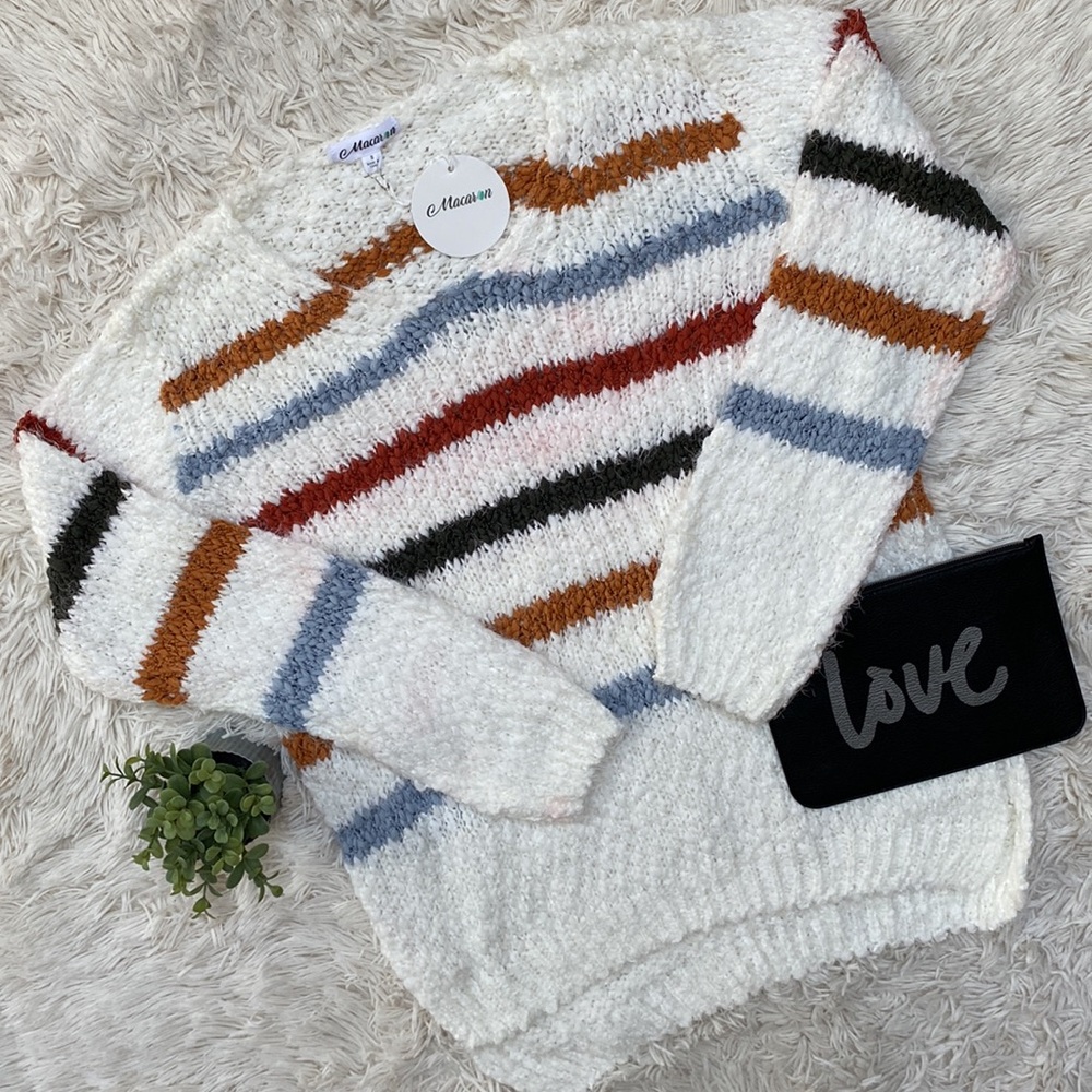 Macaron Stripe V-Neck Knit Sweater 💗 White & Multi